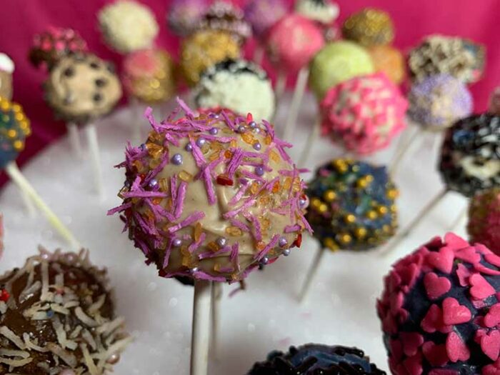 VEGAN CAKE POPS - Image 2