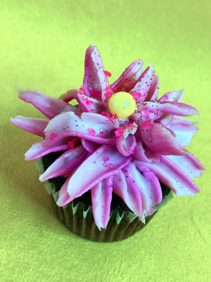 VEGAN FILLED CUPCAKES - Image 35